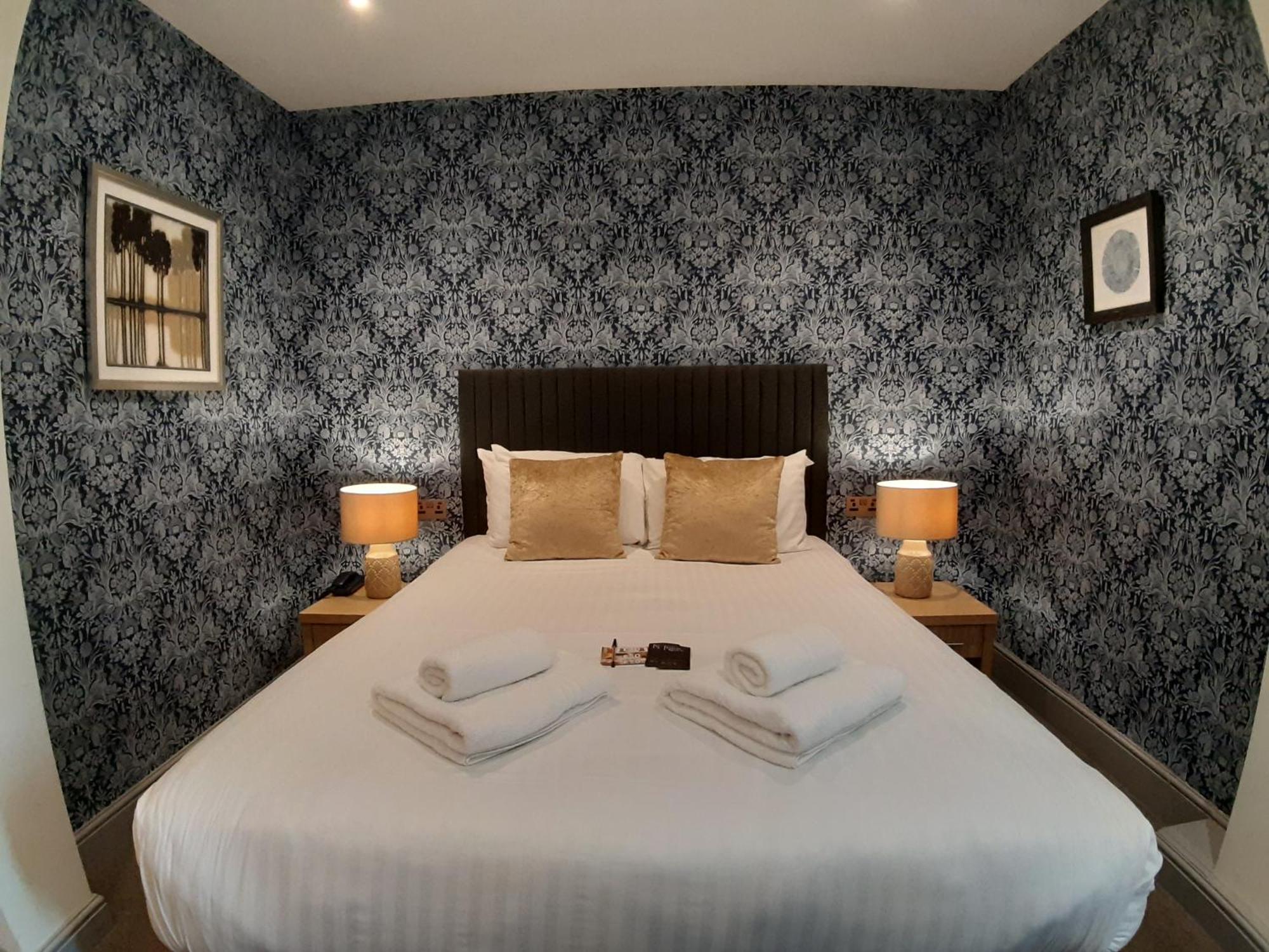 The Angel Inn Hotel Першор Экстерьер фото