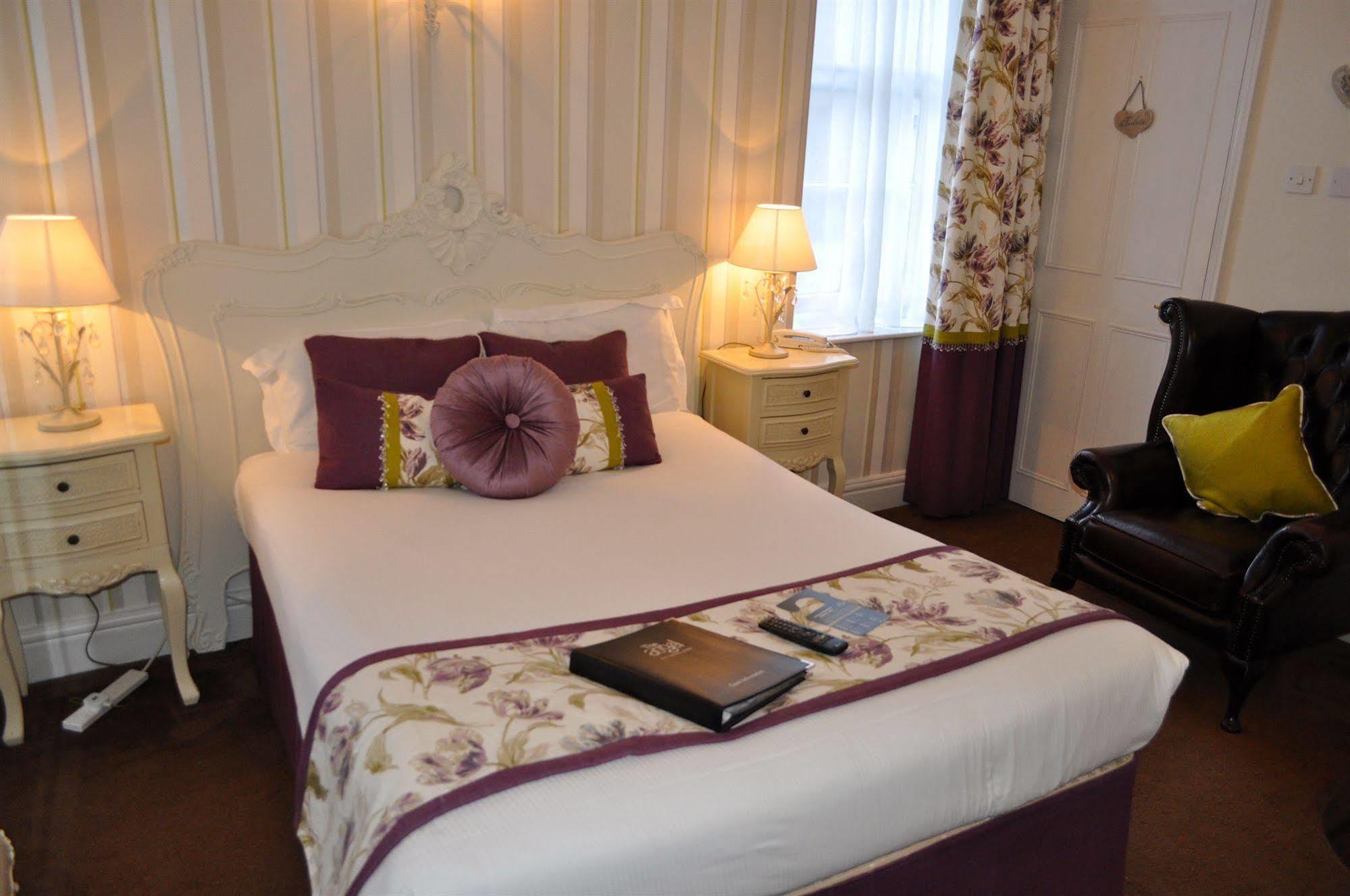 The Angel Inn Hotel Першор Экстерьер фото